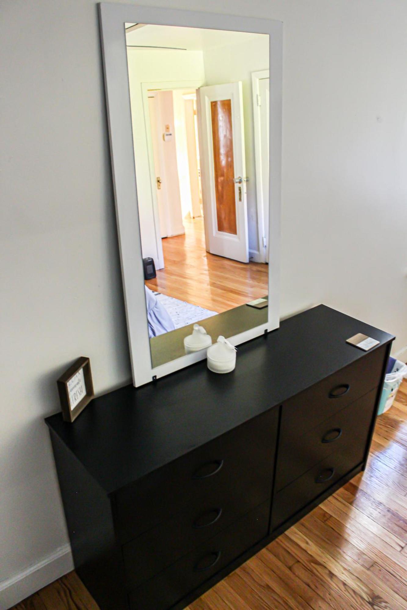 Master Bedroom In Home Away From Home Detroit Exterior photo